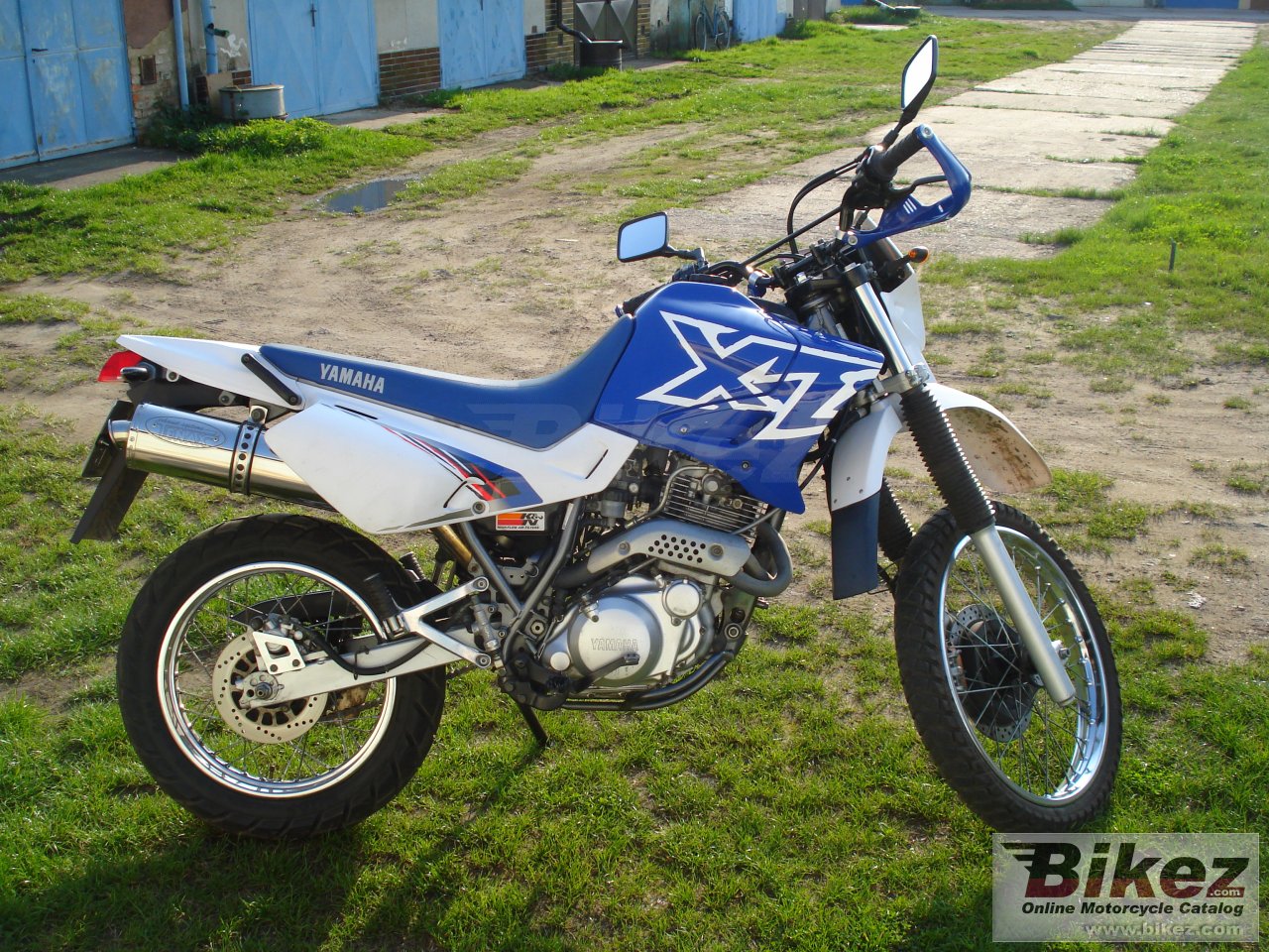 Big ) xt 600 e picture and wallpaper from Bikez.com
